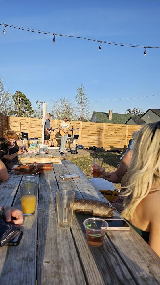 Botanical at City Pump, Food Trucks & Libations